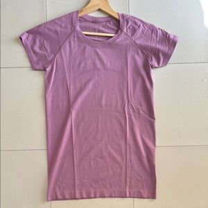 lululemon athletica Purple Short Sleeve Tee